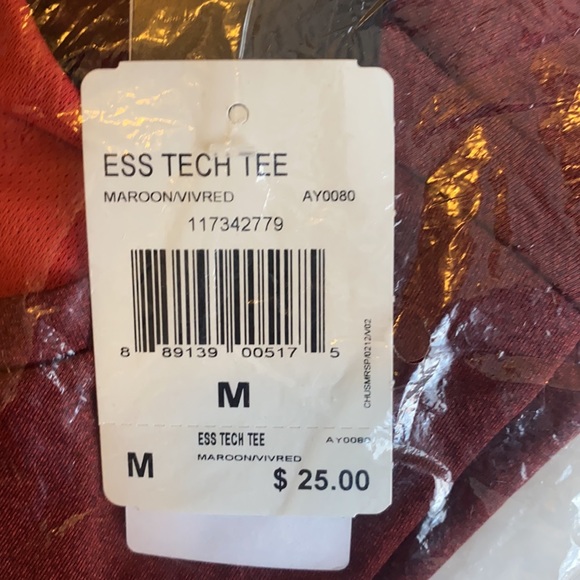 🔥Sold🔥MEN ADIDAS ESS TECH TEE MEDIUM - Picture 9 of 10